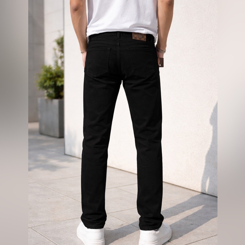 Men's Black Straight Leg Jeans Size 30‎ New With Tags